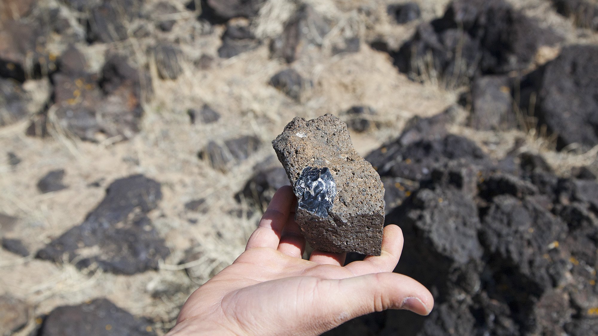 American Museum of Natural History on Twitter "Obsidian doesn't look
