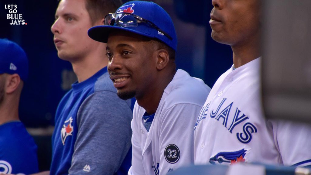 Toronto Blue Jays on Twitter "ROSTER MOVES We've recalled INF/OF Darnell Sweeney and RHP