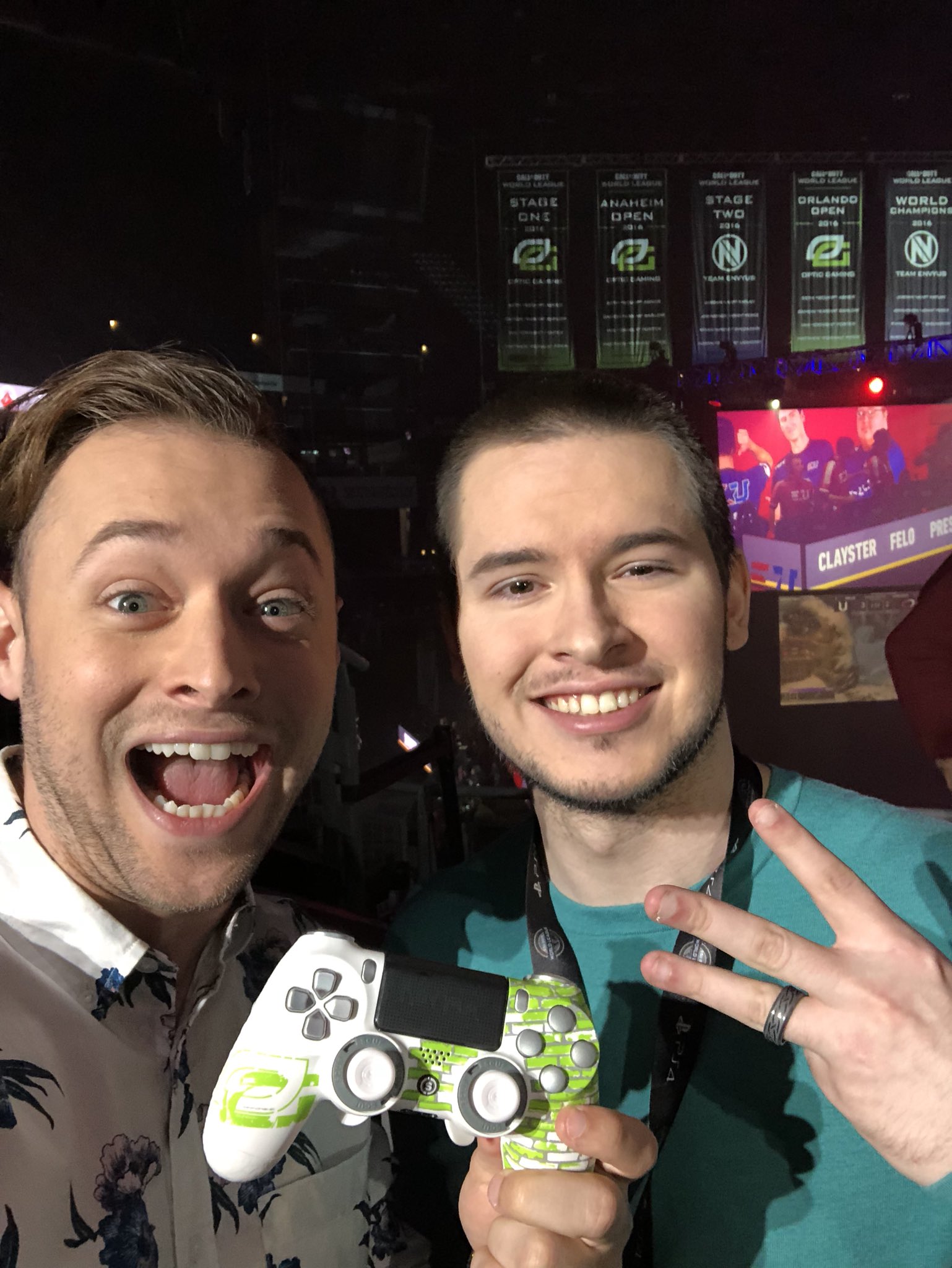 Rich Campbell on Twitter "Wow Karma signed my Scuf! I’m gonna give it