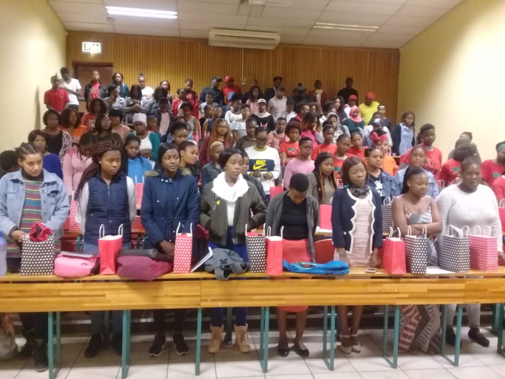 EFF Students Command on Twitter "Students at the University of