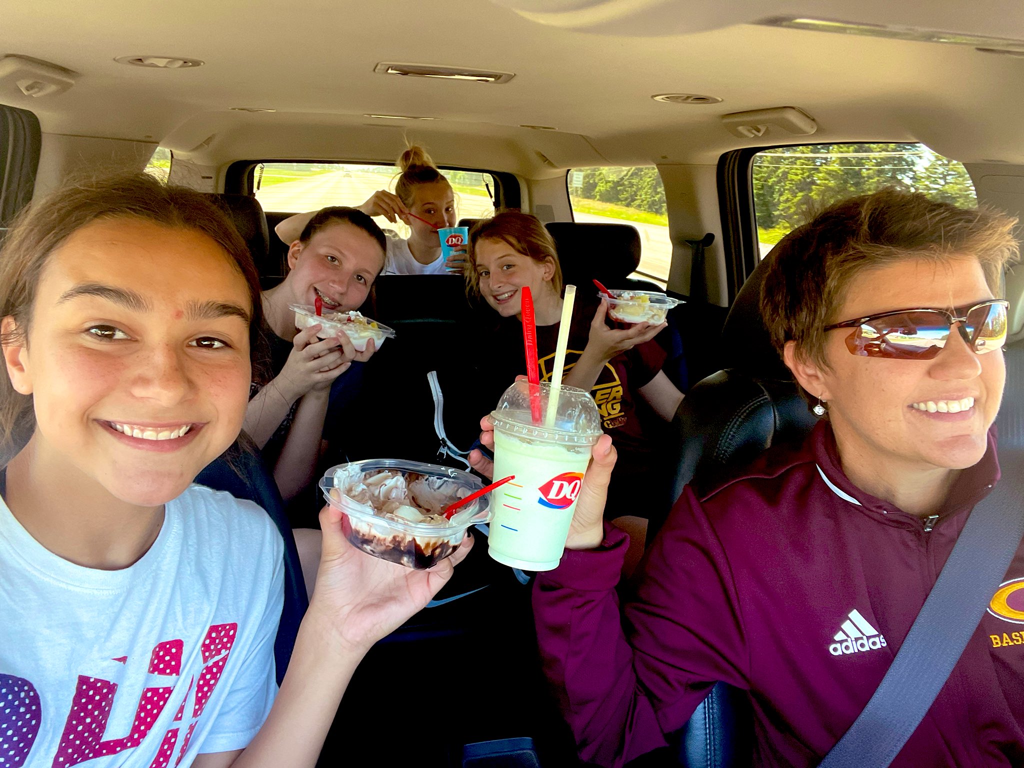 Grafton Girls BB “Spoilers” on Twitter "Great Spoiler effort and attitude= a lot of Round ball