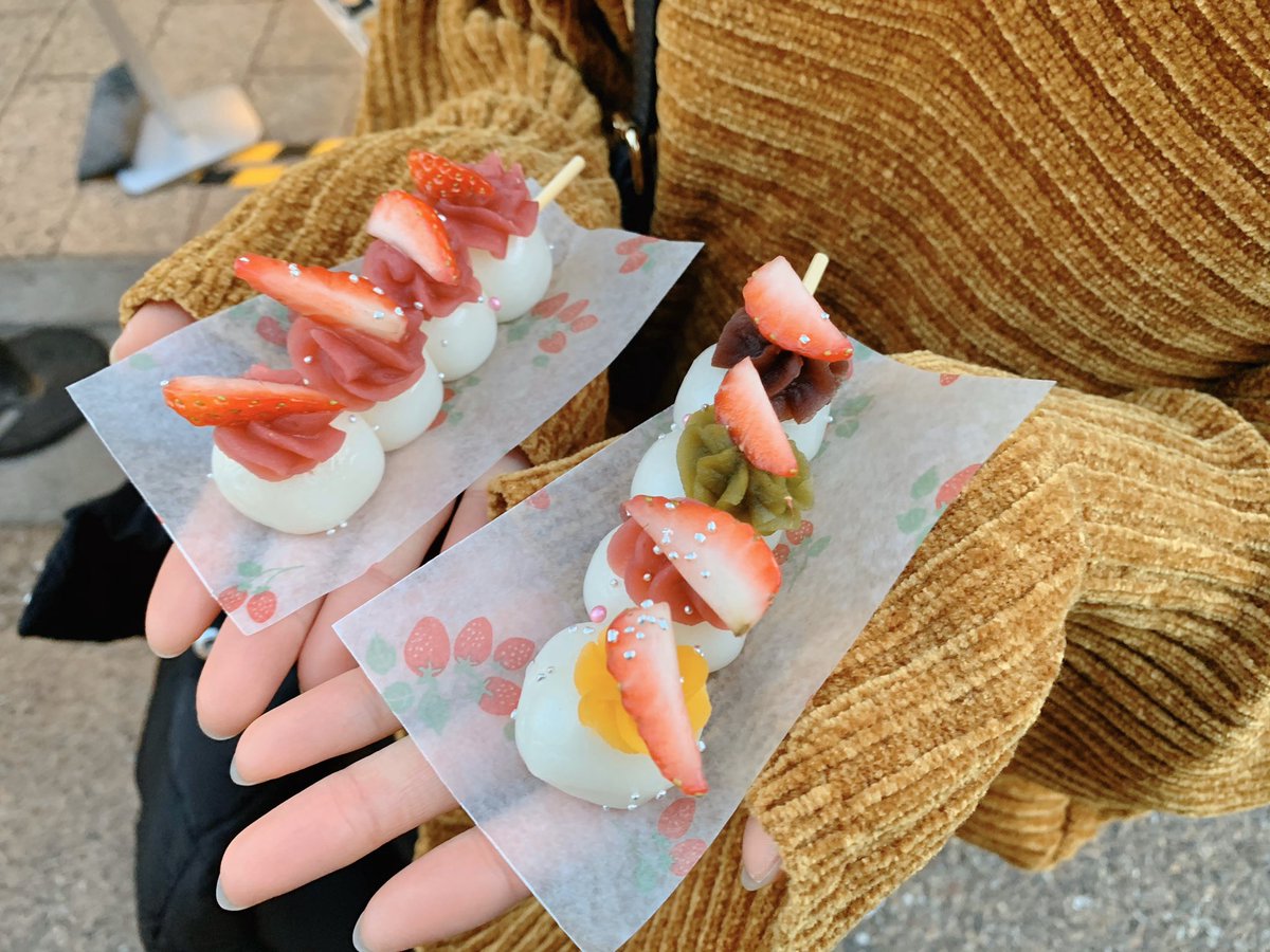 【浅草そらつき】フルーツのカットがトッピング/可愛くてきれいでこんなお団子見たことない!!! 話題の画像プラス