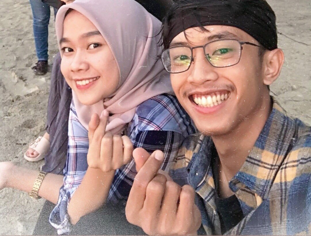 Thread by elsyandria Saya pernah mempunyai kisah yang sangat indah