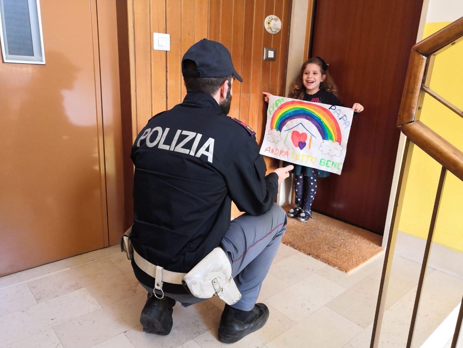 Polizia Di Stato On Twitter Leonardo Lucia Claudia E Tutti I Bambini Danno Una Forza Incredibile Ai Loro Papa Specialmente Se Mandano Auguri In Rima Baciata Cosi La Vita Con Te
