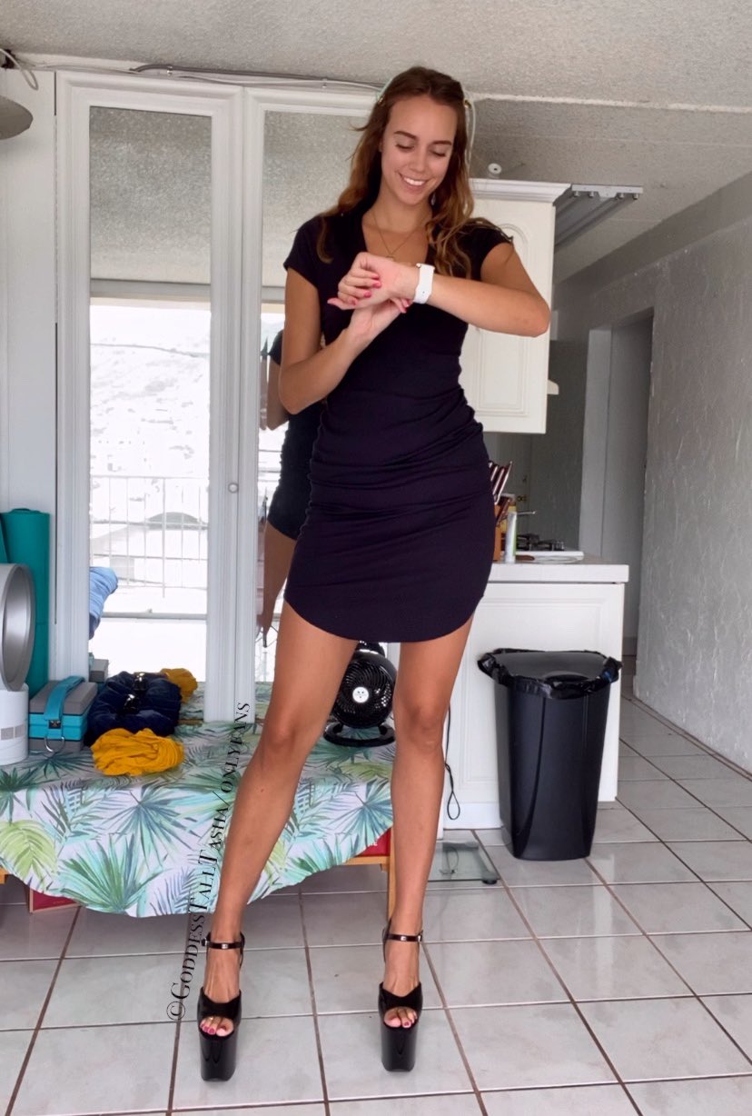 Goddess Tall Tasha 🔥 on Twitter: "6’5” + 8” inch heels 😈😏