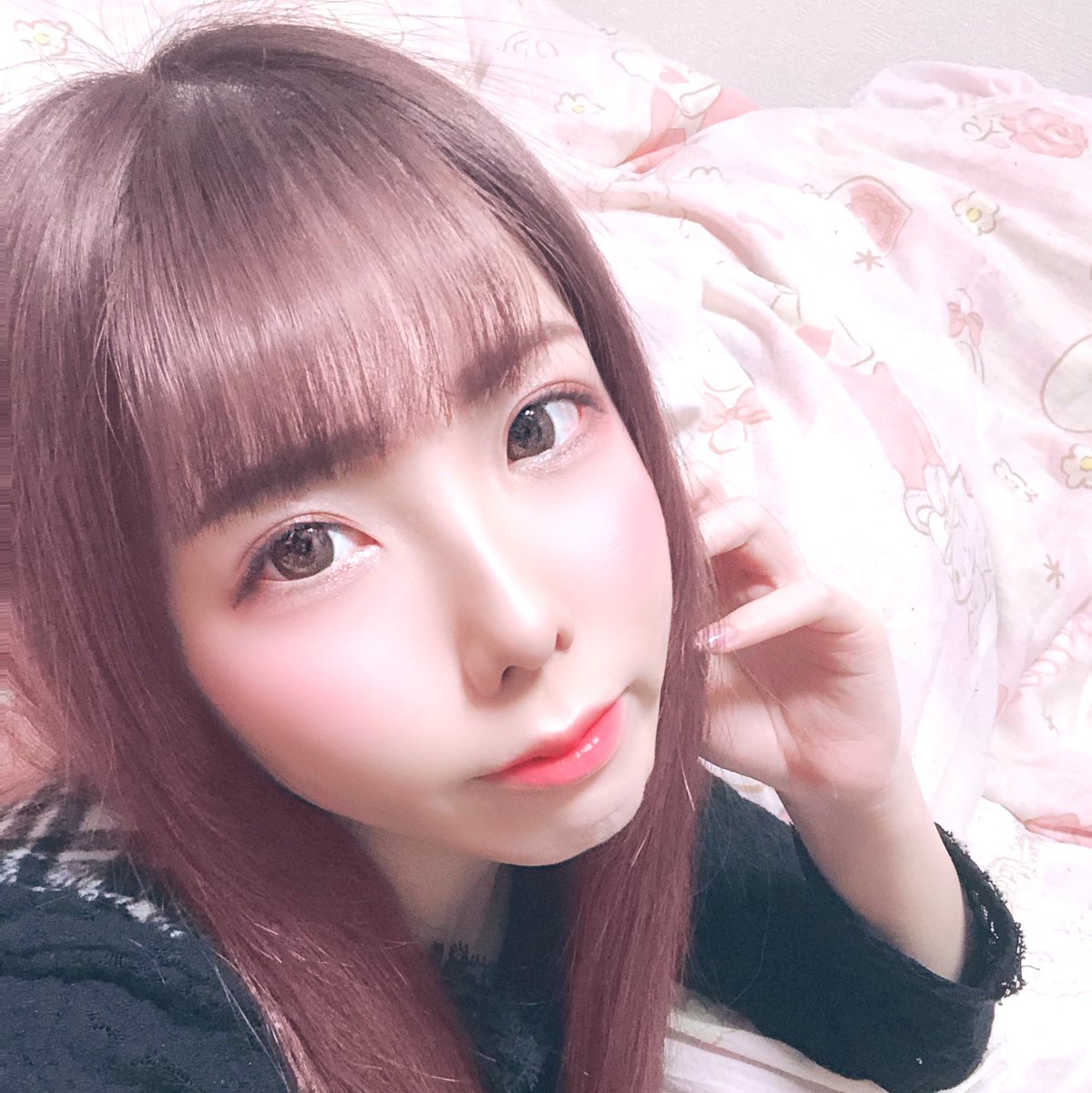 星奈未玖🤟🏻⭐️＋tic color(プラカラ)、ほっぱーなっつ's tweet "自撮りつなぎ つきがみひゆ
