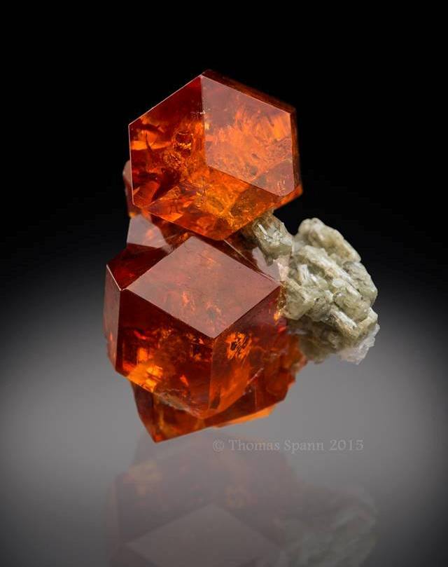 Geology Tweets on Twitter "Astonishing Grossular from Eden