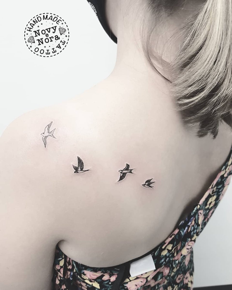 Novytattoo Handmade 在 Twitter 上:"Little Realistic Swallows #Littletattoo #Tinytattoo #Swallows #Rondini #Handmadetattoostudio #Carpi #Ink #Art # Tattoo #Tattooedgirl #Realistictattoo #Realistic #Inkedgirl #Swallowstattoo Https://T.co/Hh6Uxzg6P6" / Twitter 1200_x_960_jpg