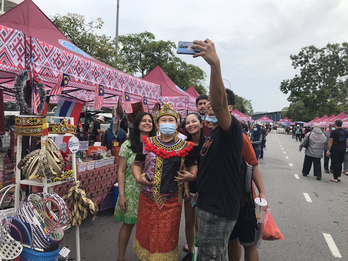 pasar borneo seri kembangan