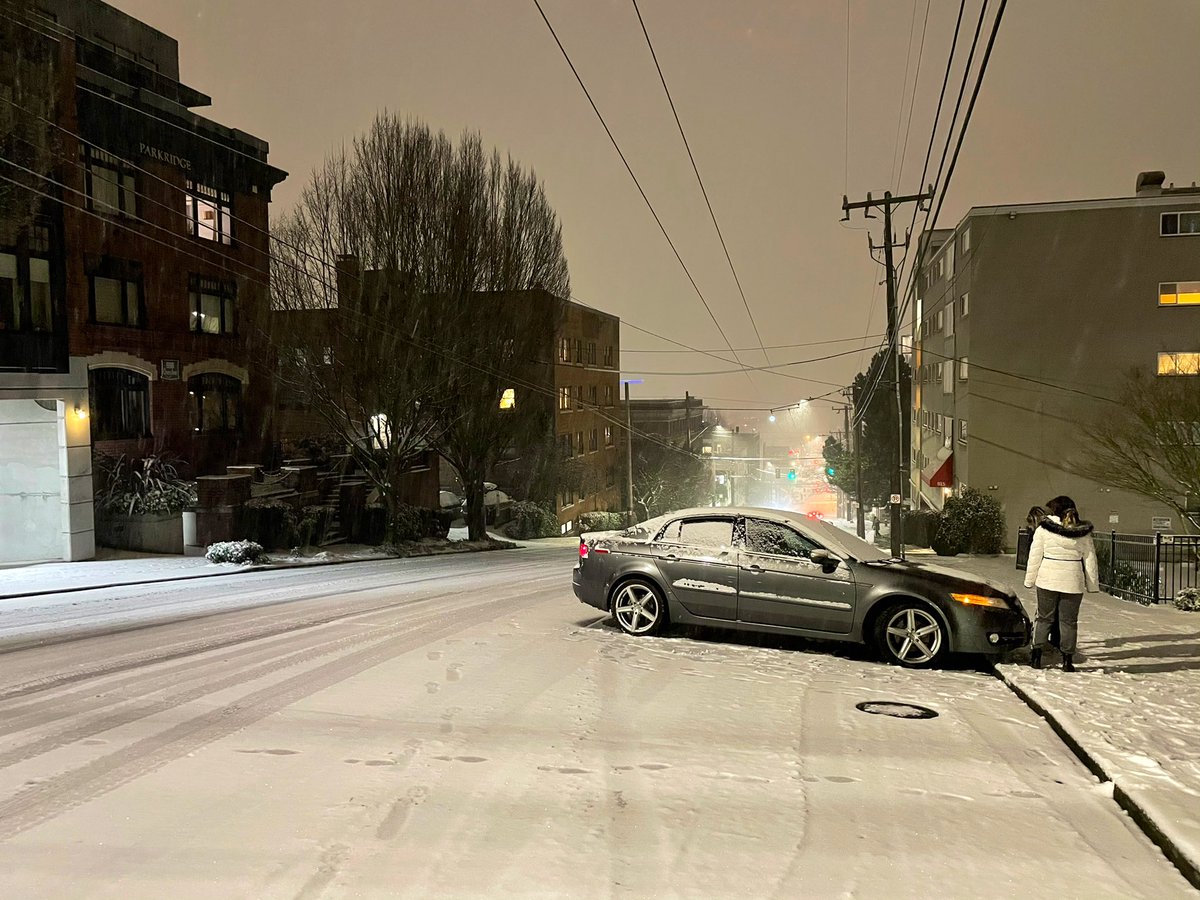 Adam (UsedErotica) Twitter