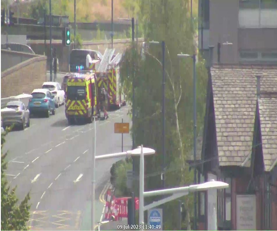 Transport for Greater Manchester 🚲🚶🏾‍♀️ on Twitter "⚠️ A6043 Albion