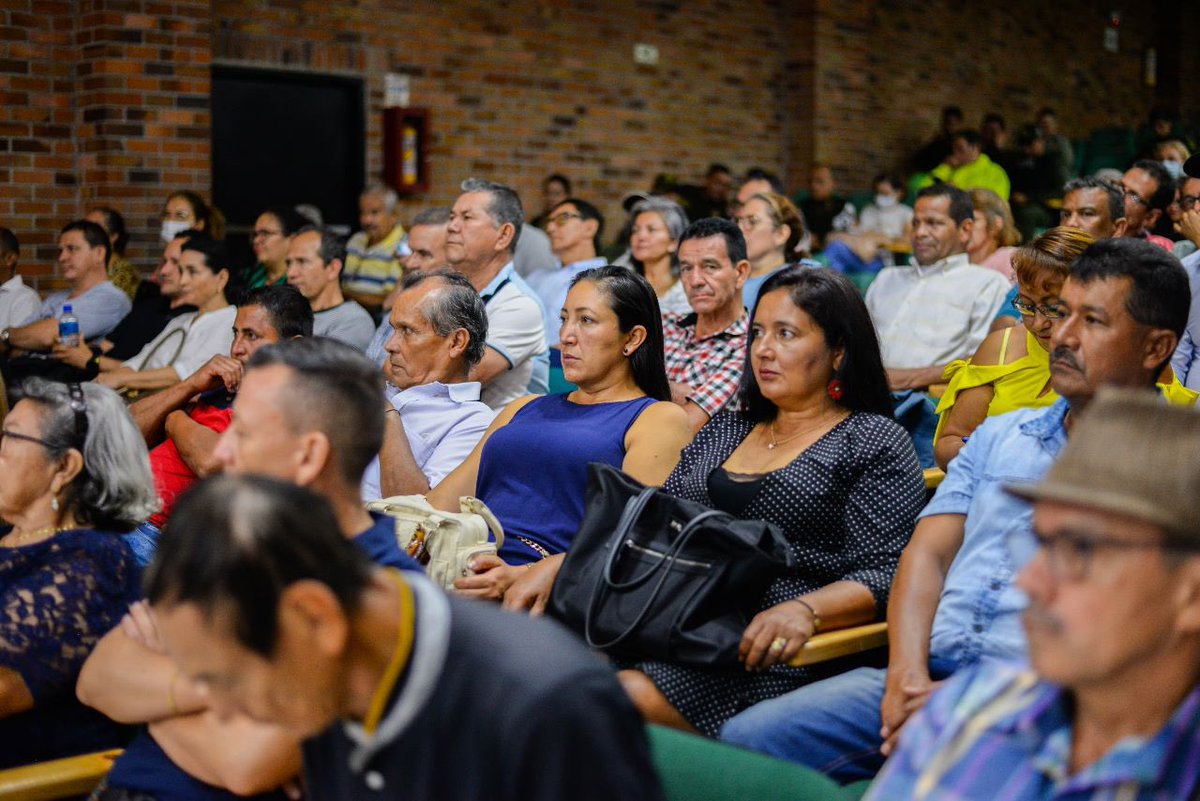 Alcaldía de Floridablanca on Twitter "En el auditorio del colegio José