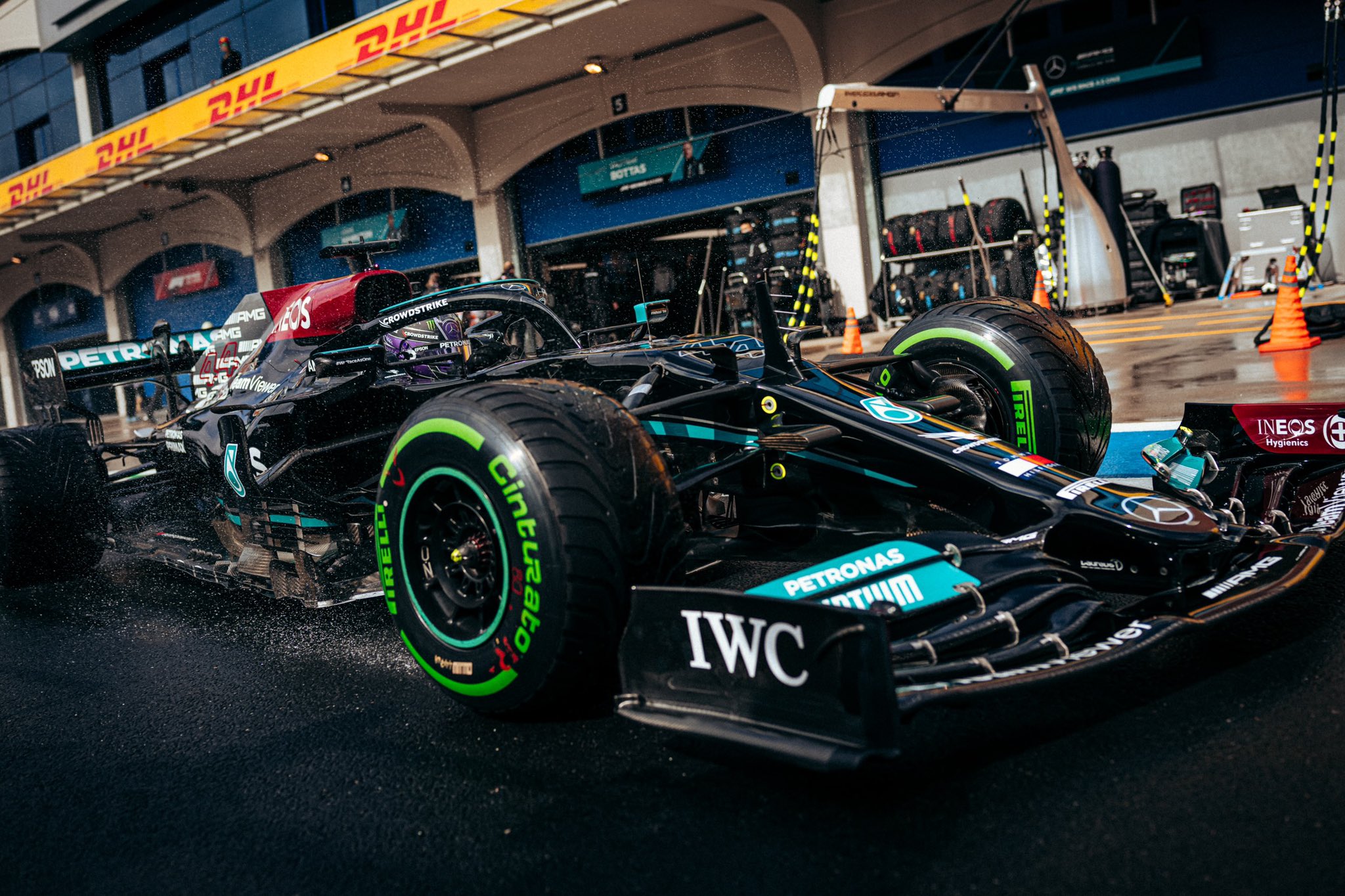 AMG Petronas F1 Team World Constructor Championship Wins, 40 OFF