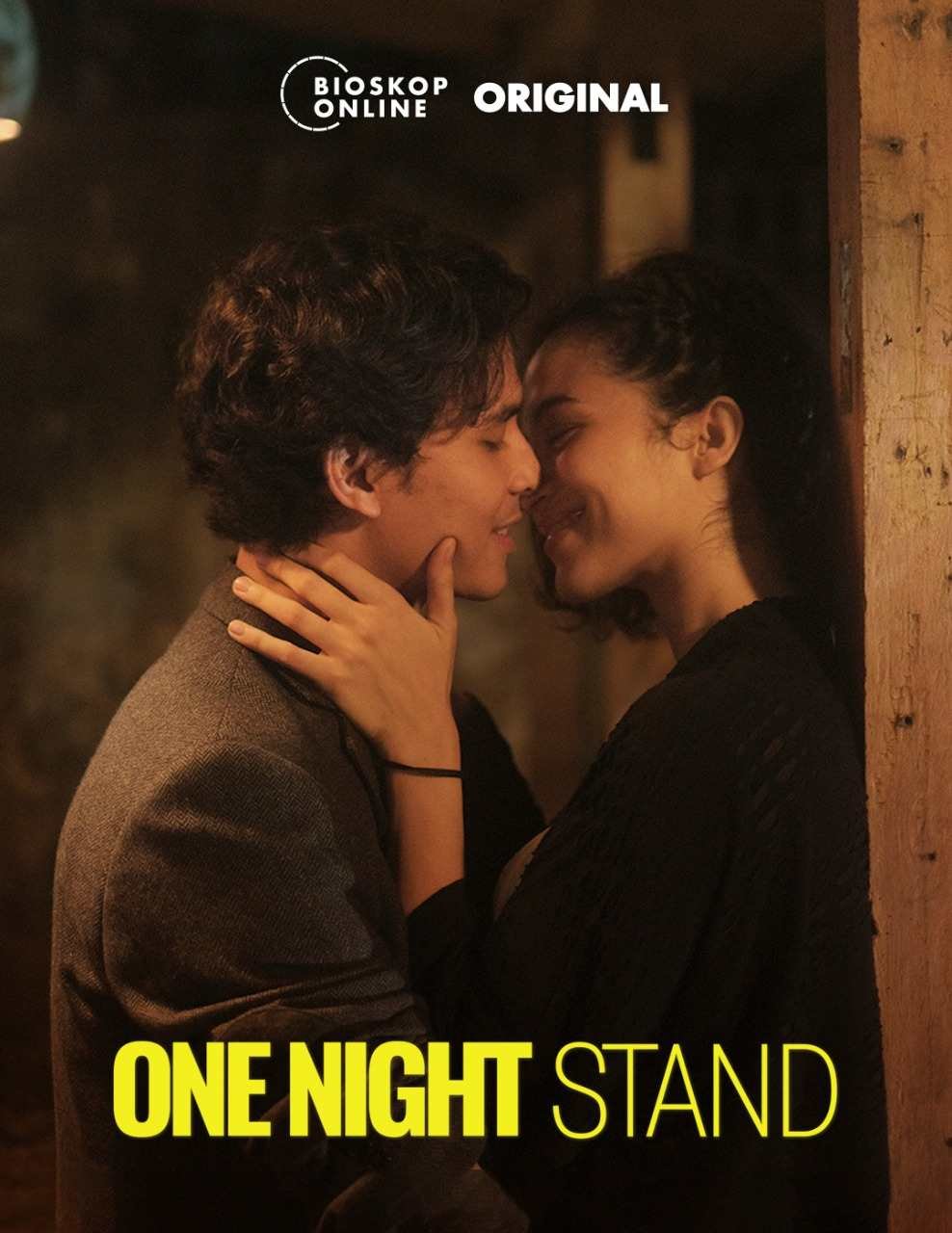 Habis Nonton Film On Twitter: "One Night Stand Baguuuus! Adem Banget Dengerin Obrolan 2 Orang Yg Baru Kenal. Ngomongin Cinta, Perselingkuhan, Dan Keinginan Menyendiri. Terasa Banget Intimnya. Ngeliat Mereka Saling Meruntuhkan Kecanggungan