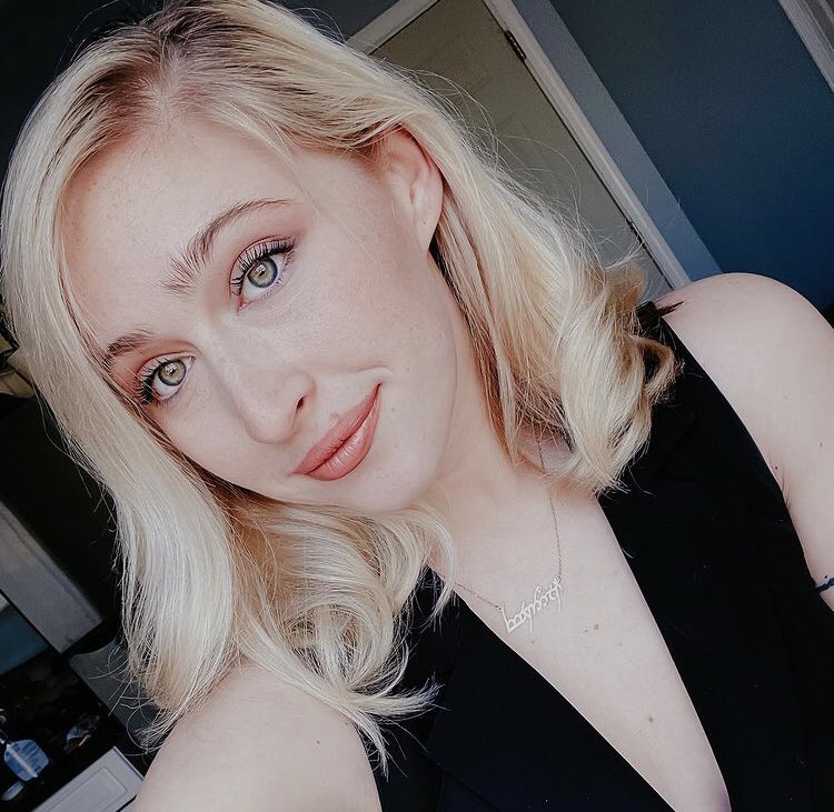 Veronica Roses's Instagram, Twitter & Facebook on IDCrawl