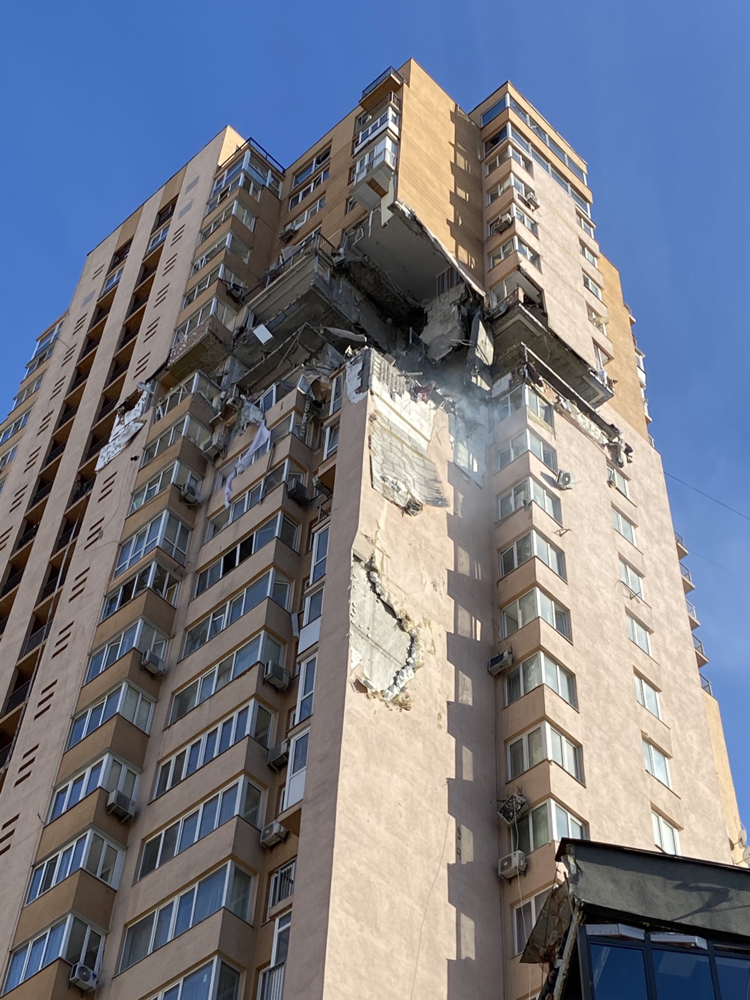 Charlie D'Agata on Twitter "A missile tore through the corner of this