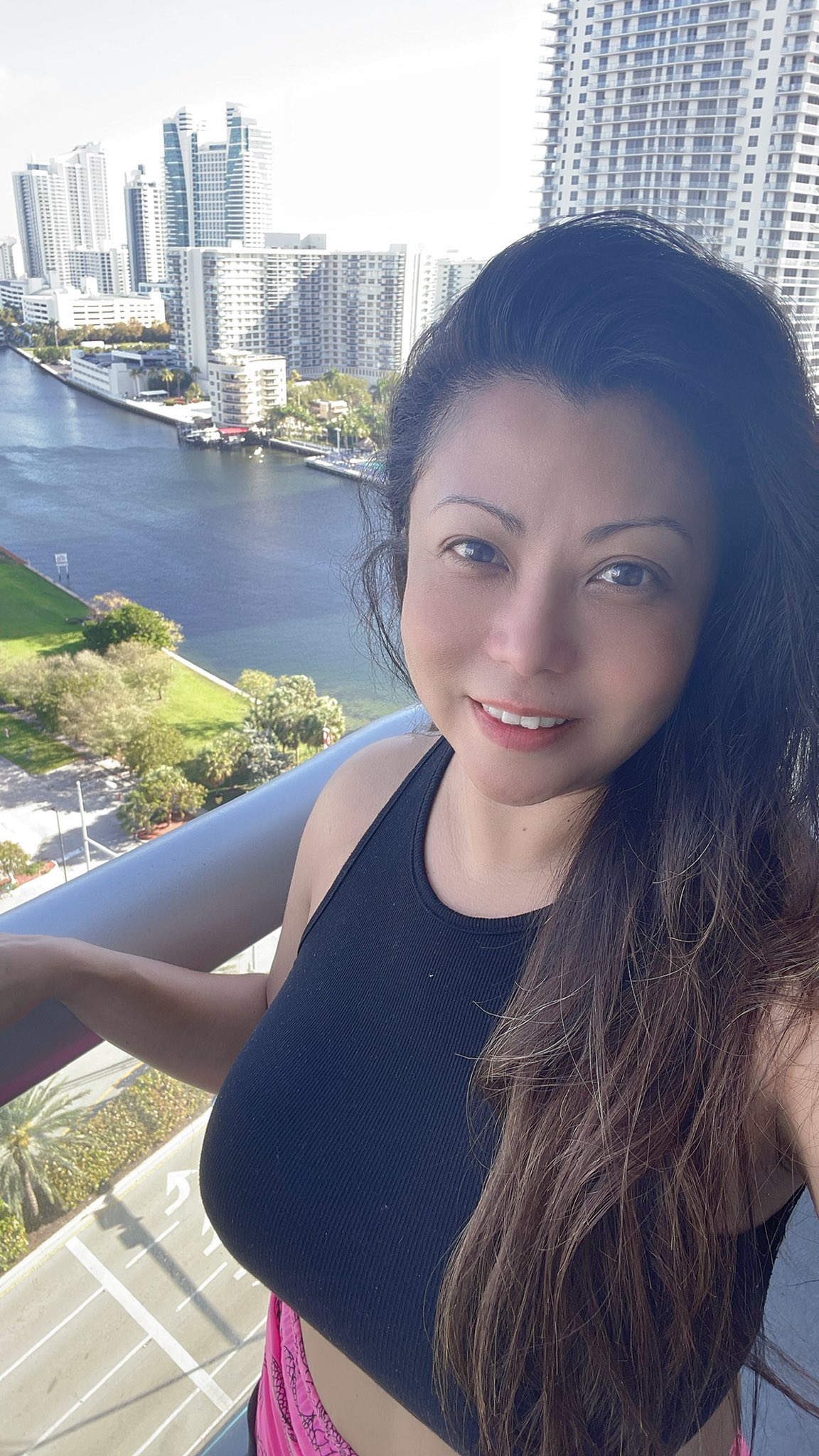 TW Pornstars - Krystal Davis 34DDD 😷 DM Me On Onlyfans. Twitter