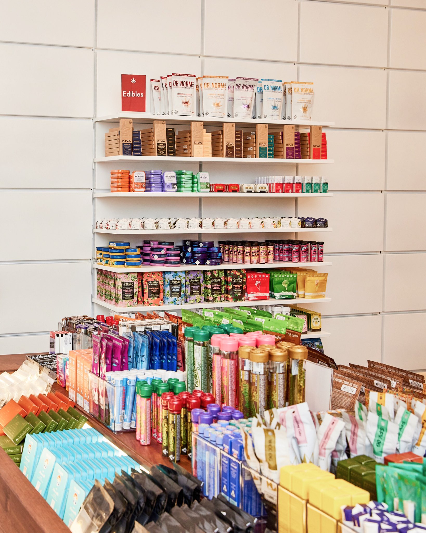 MedMen on Twitter "MedMen Cow Hollow. Always overflowing with premium