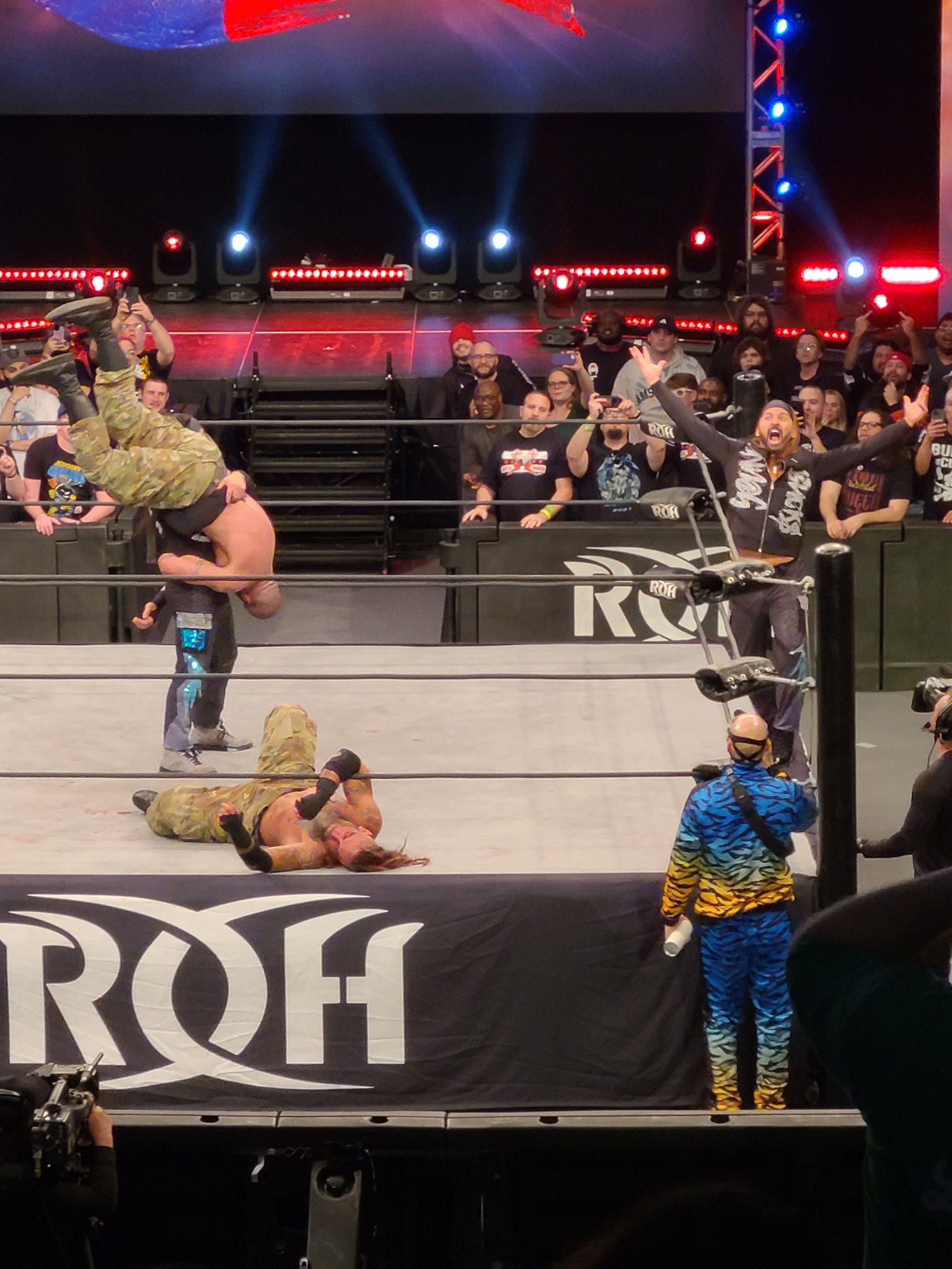 Sean Ross Sapp of on Twitter "Young Bucks attacked