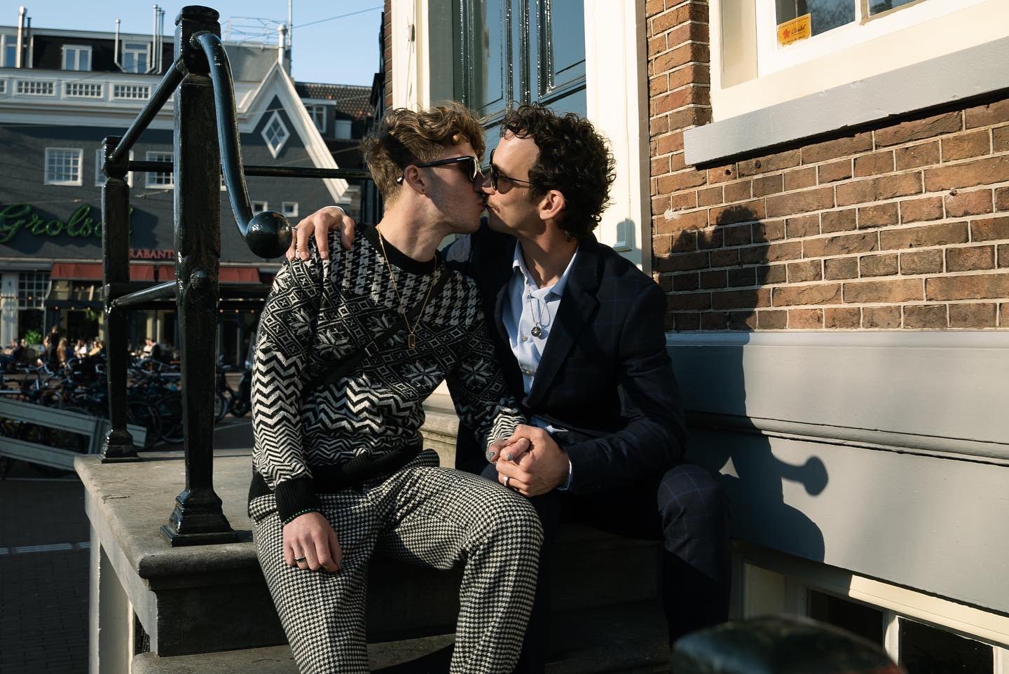 TW Pornstars - Greg McKeon (221k). Twitter. Kissing @collegebro4you 🇳🇱👬