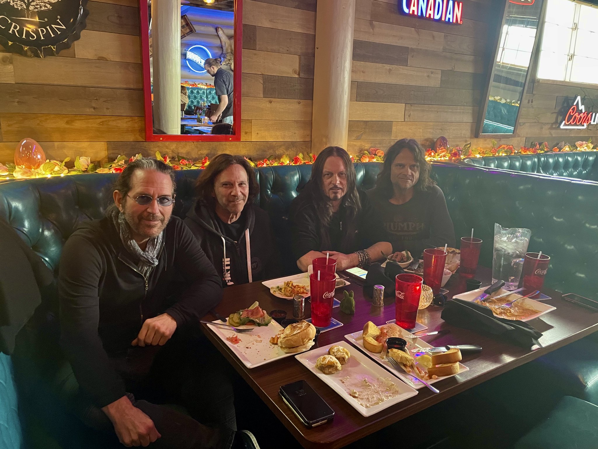 Winger on Twitter "Band dinner at the SawmillSaloon and ready to Rock