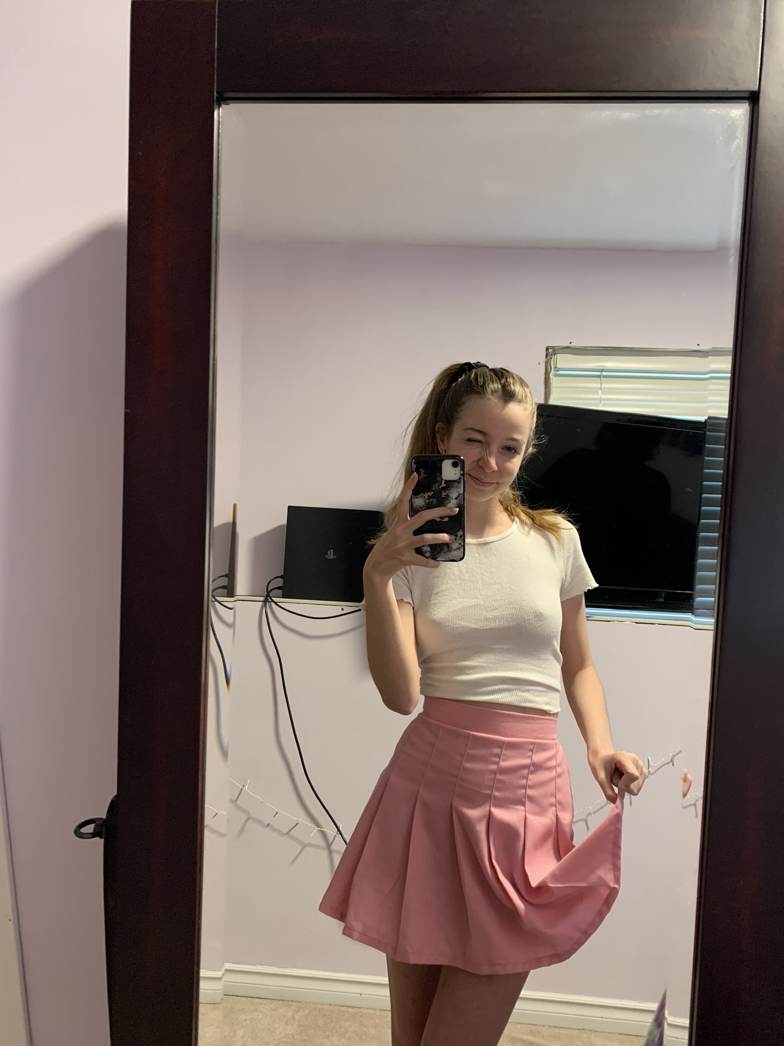 Alyssa MAY on Twitter: "Happy Hump Day 💕 https://t.co/4ucoZbIhY3" / Twitter