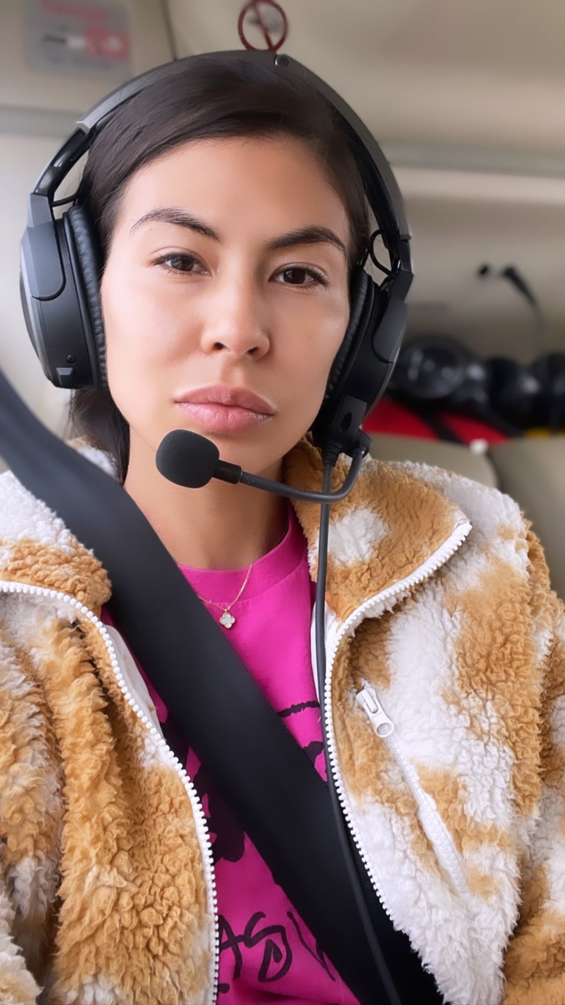 TW Pornstars - 1 pic. Heather Vahn. Twitter. never taking uber to the airport again @flybladenow