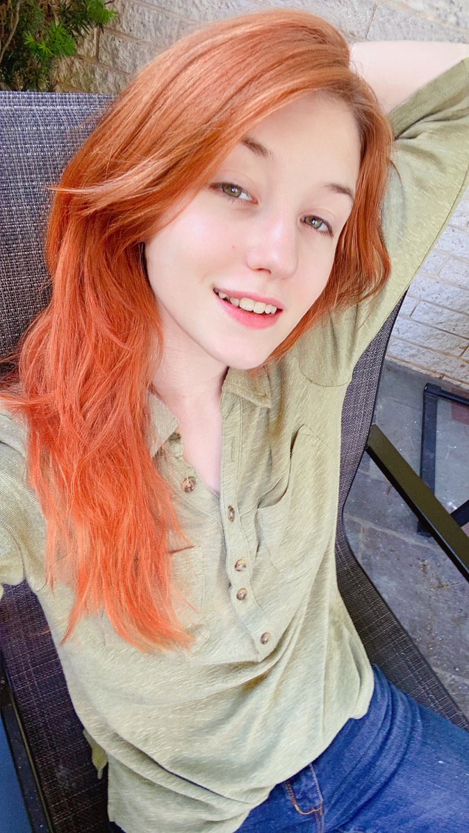 slutty redhead 🧡 on Twitter: "RT @lvl80waifu: wearing my favorite green