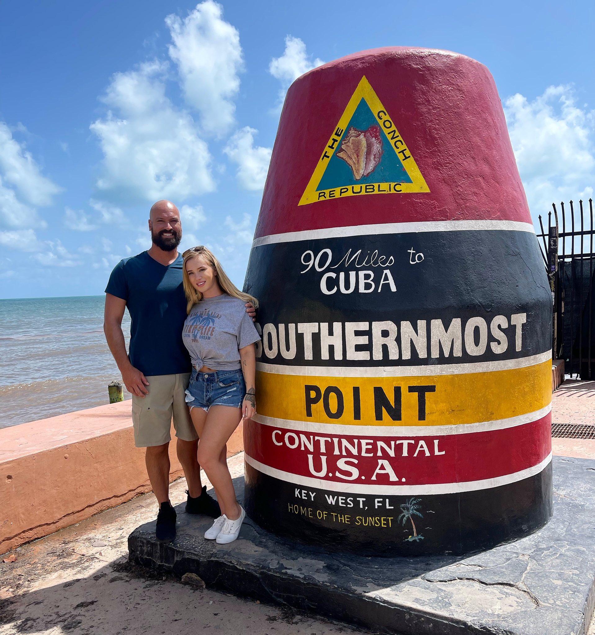 TW Pornstars - Bailey Brooke. Twitter. Everyone go wish @Sean_lawless_x