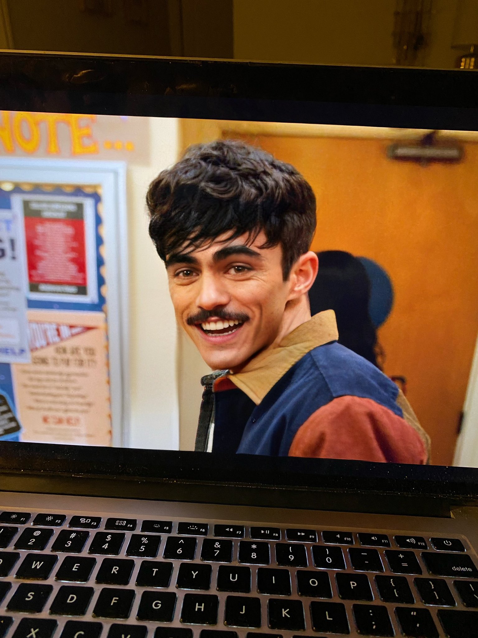 Dave McNamee Has 8 on Twitter "this is a 16 year old on a Netflix