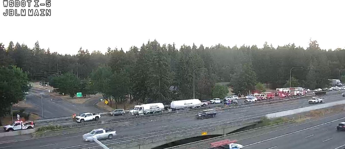 WSDOT on Twitter "This collision has the southbound I5 exit to