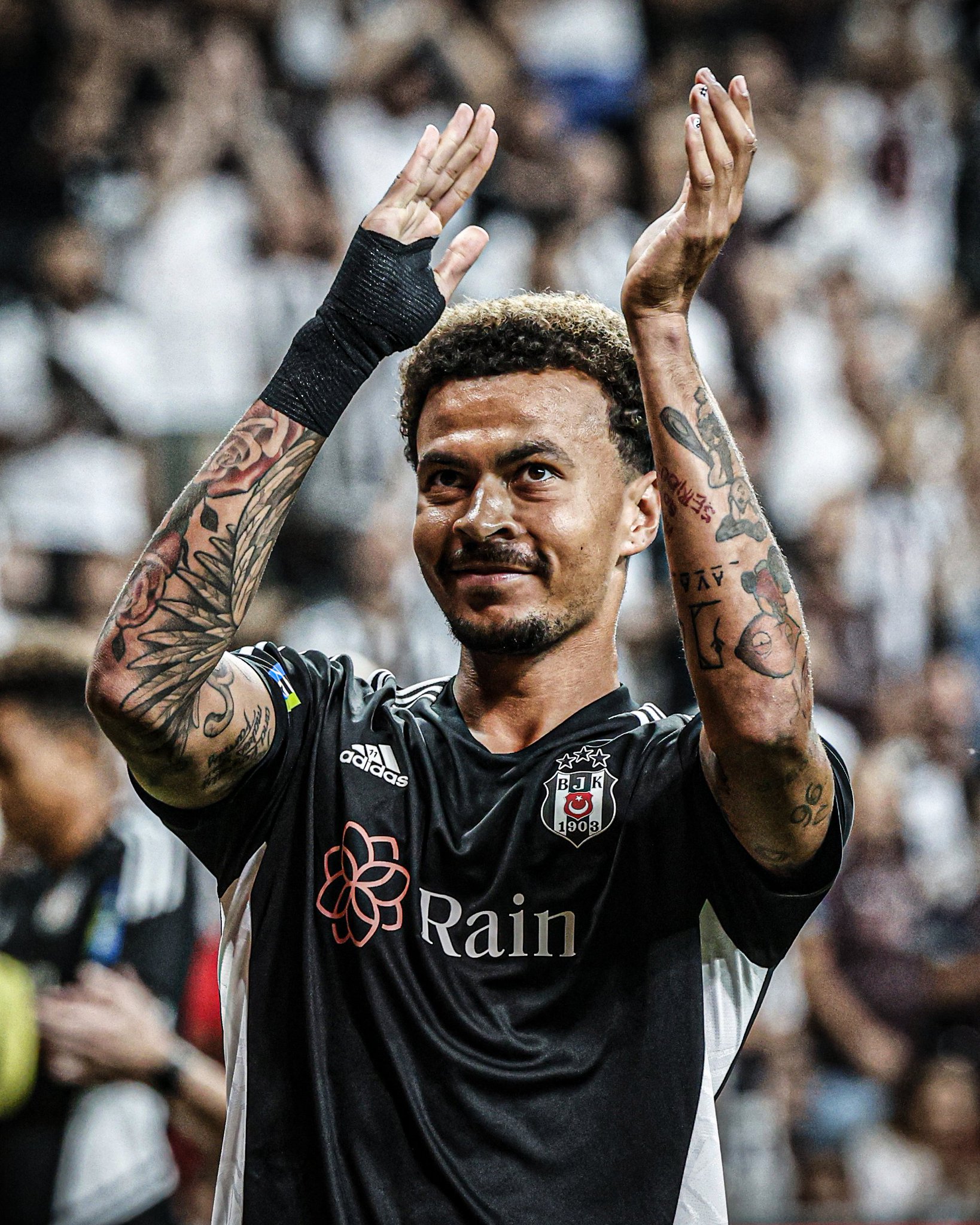 GOAL on Twitter "Dele Alli is loving life in Turkey 🇹🇷 https//t.co