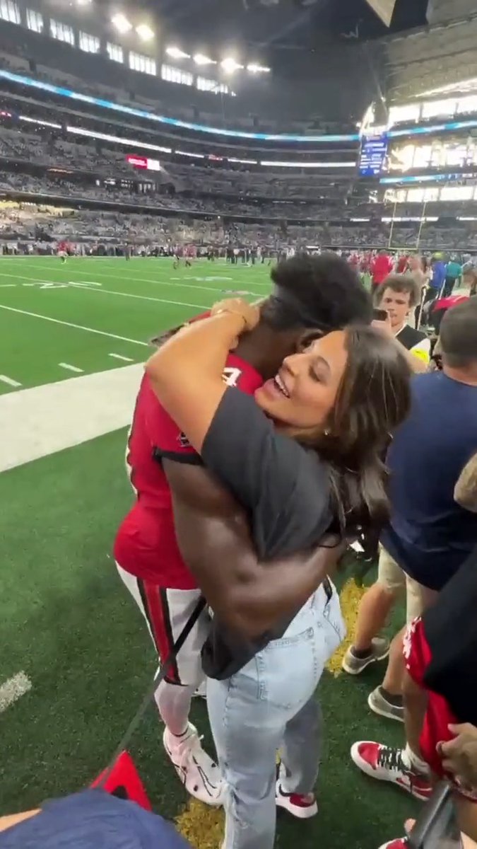 Jimmy DiVirgilio on Twitter "RT NFL Chris Godwin's wife Mariah