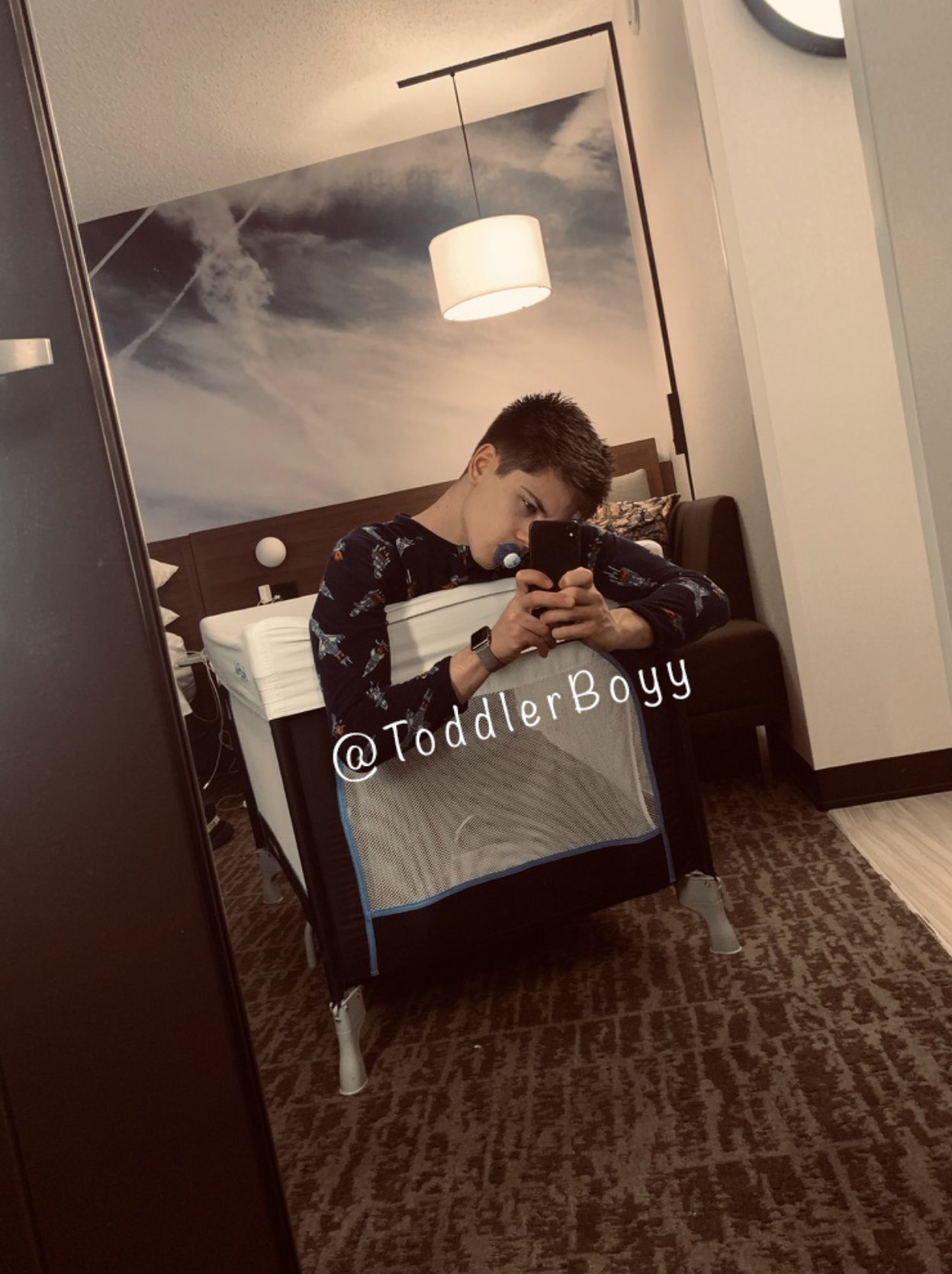 Toddler boyy on Twitter "toddlers don’t get to sleep in big boy beds