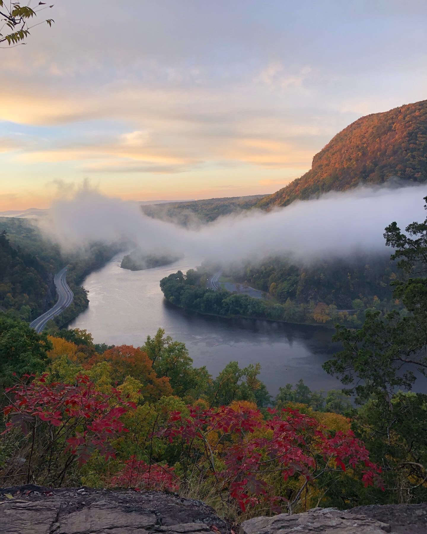 Paul O'Keefe on Twitter "NJGov Sunrise on the Mt Tammany red dot