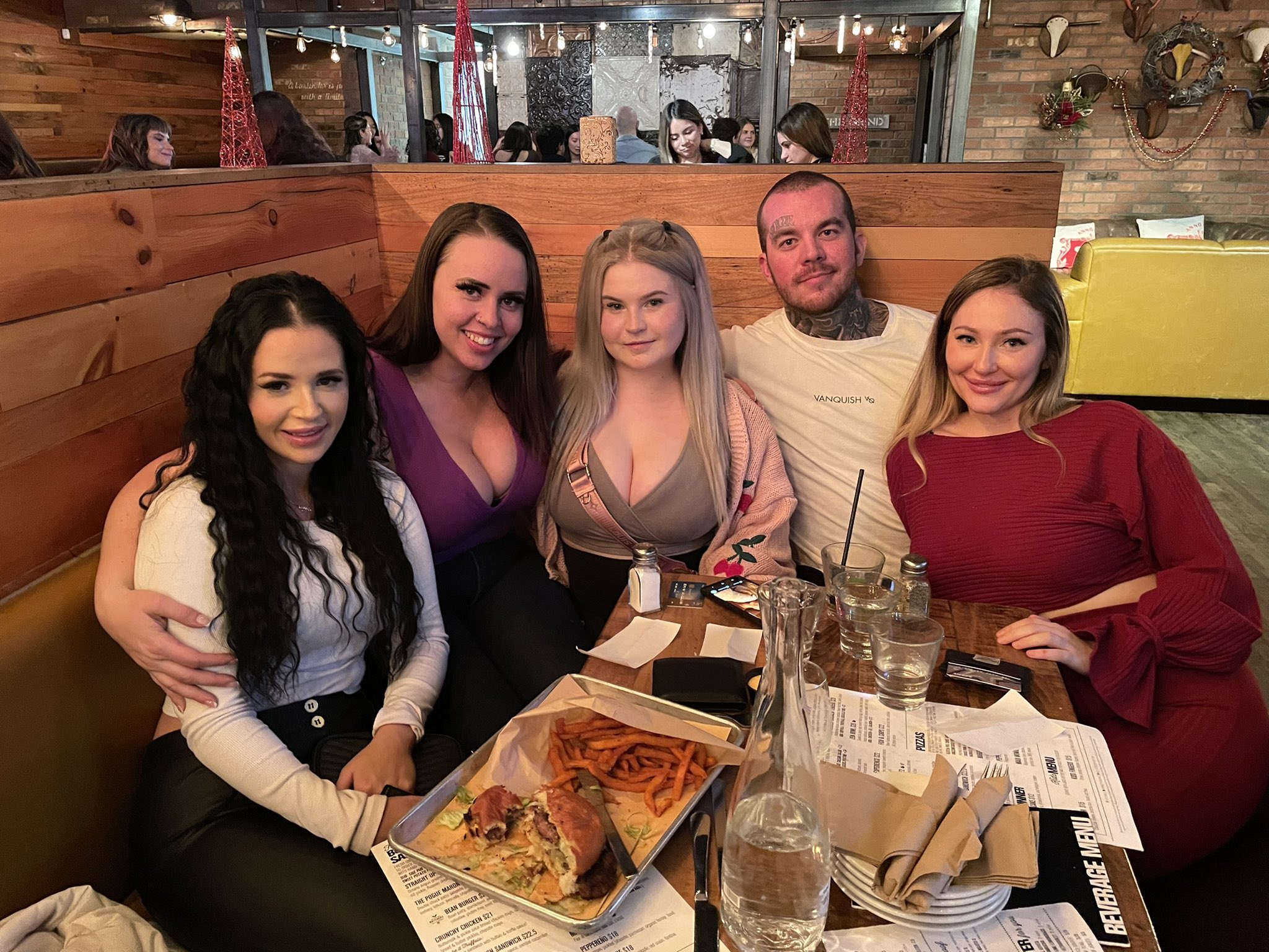TW Pornstars - Jesse Switch No PPV 🔥. Twitter. Went out with some