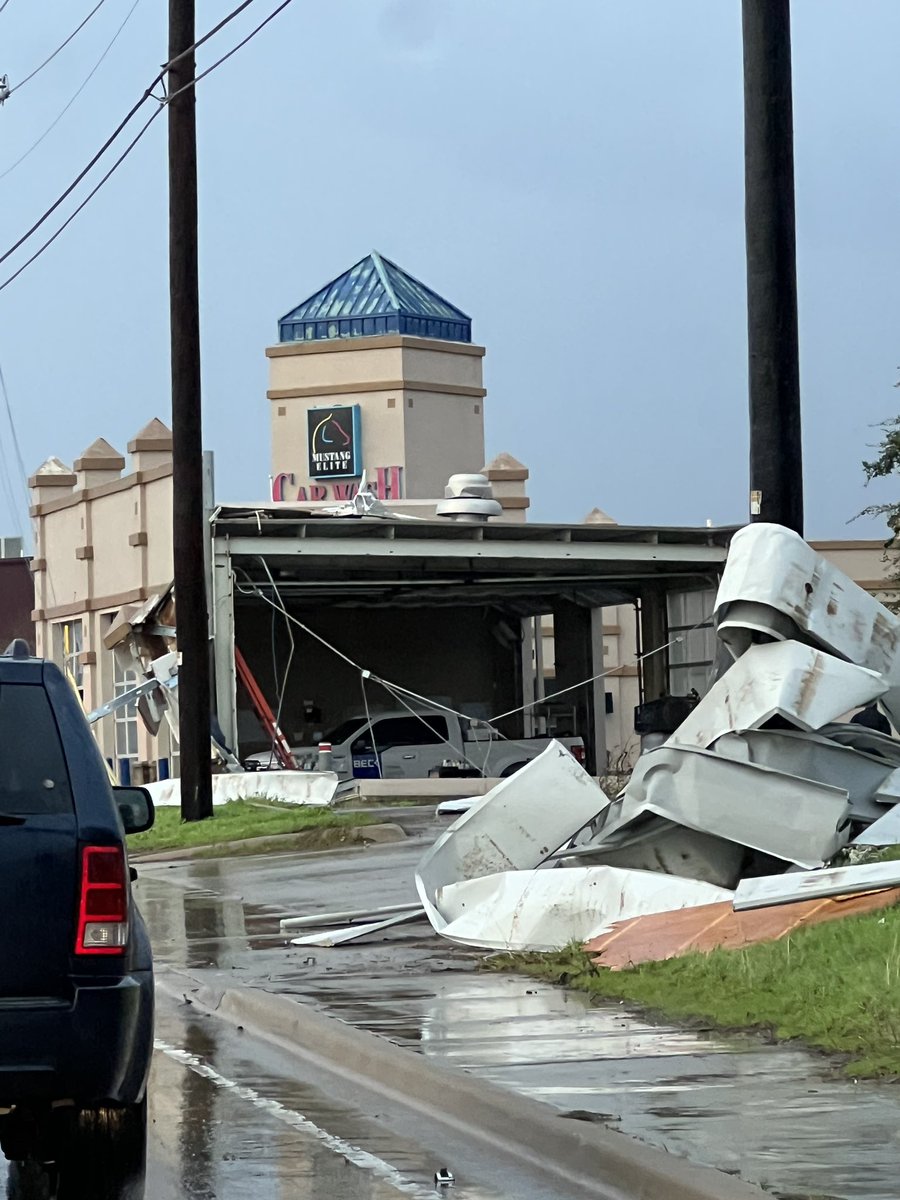 Hanna Battah on Twitter "Storm damage in Grapevine 121 and 26