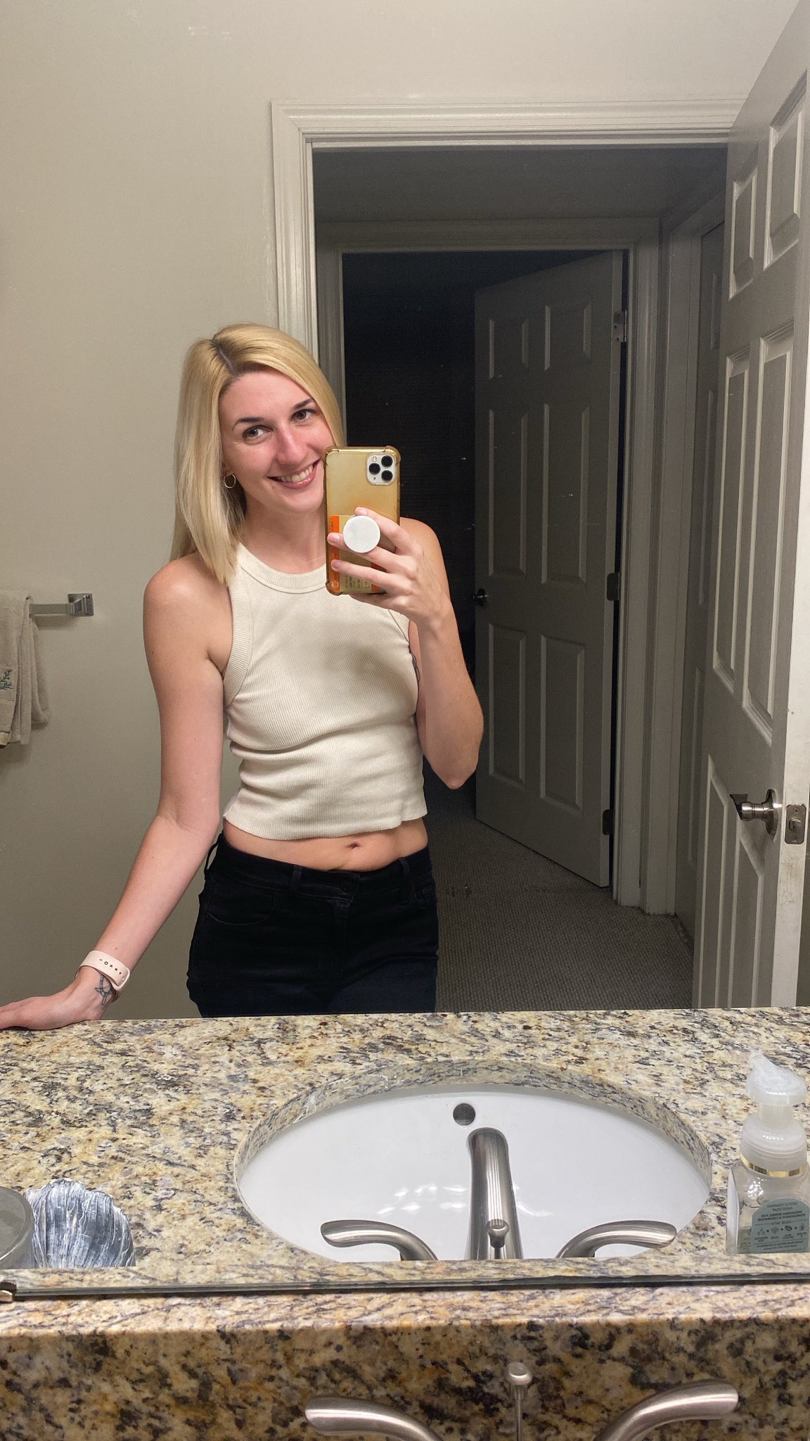 Caitie on Twitter: "happy hump day https://t.co/gumOFocKrr" / Twitter