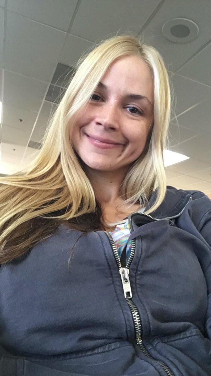 Sarah Vandella's Instagram, Twitter & Facebook on IDCrawl