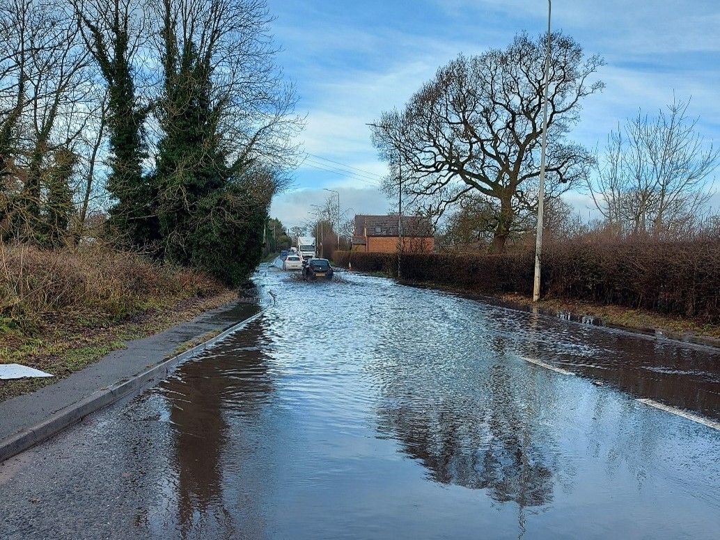Cheshire West on Twitter "There is a flood on the A51 Duddon Road at