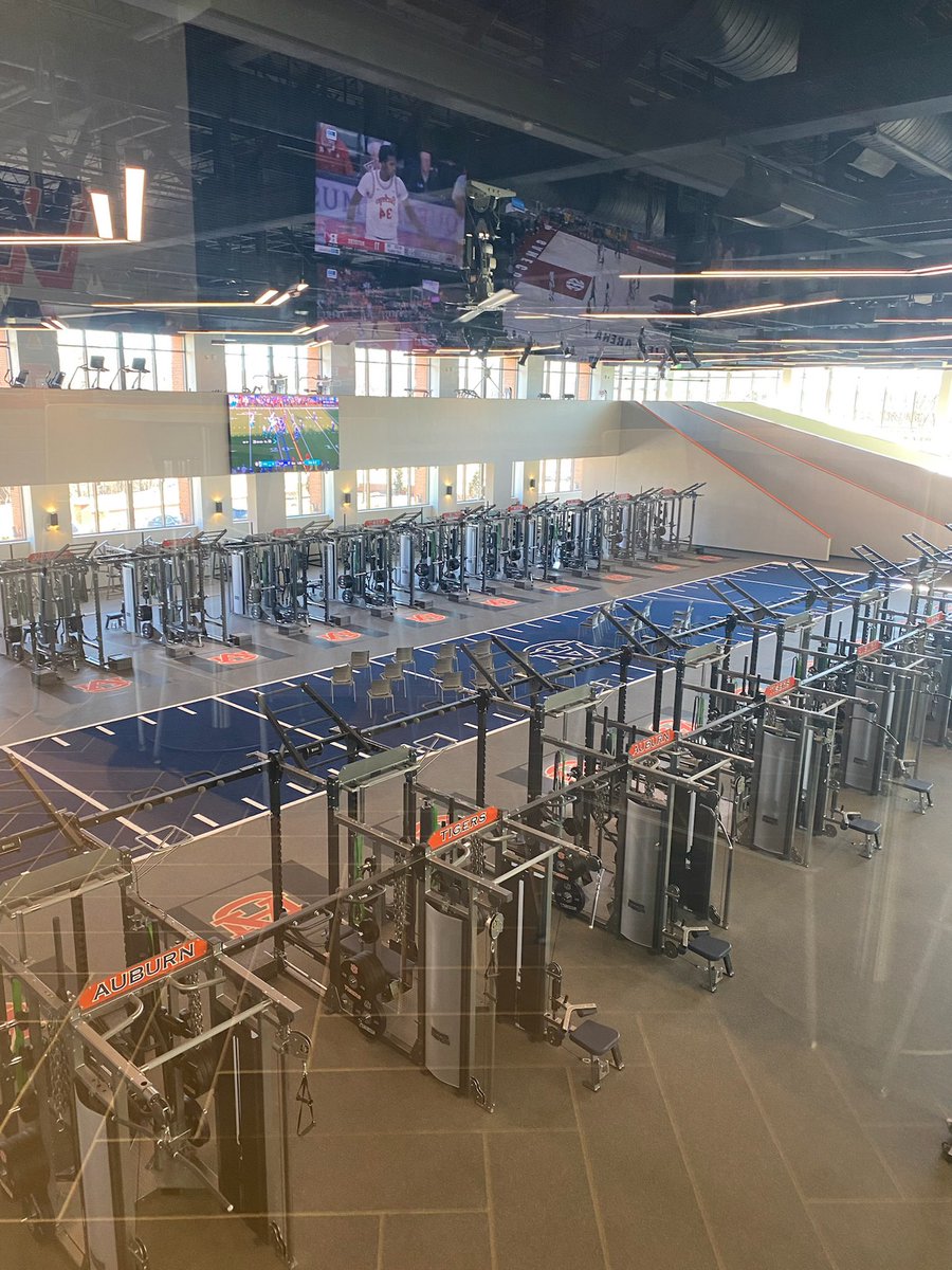 Barrett Sallee 🇺🇸 on Twitter "Toured the new Auburn football facility
