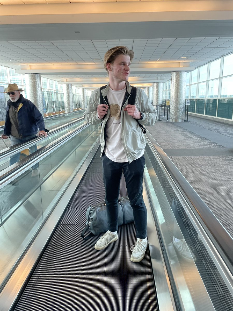 Deli on Twitter "live, laugh, love sosa"