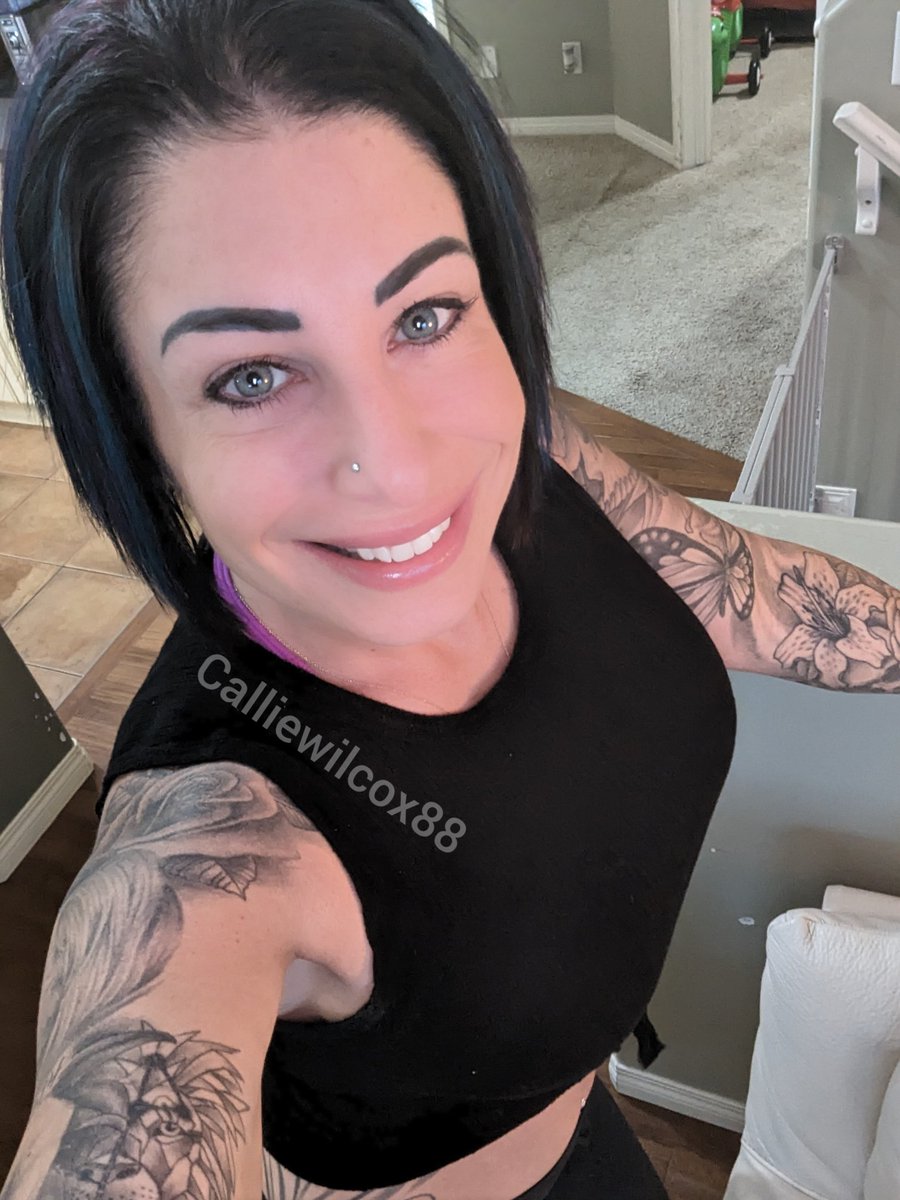 Callie Wilcox on Twitter: "Have a fantastic day everyone. Much love ️💋"