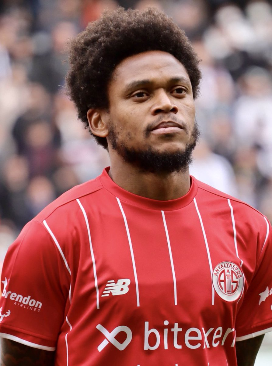 Sofascore Brazil on Twitter "Luiz Adriano (35 anos) atuando na Liga