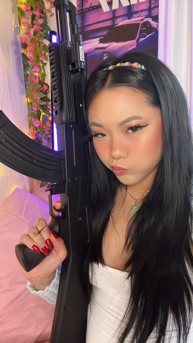 thick latina 🎂 on Twitter: "RT @mochamanko: Give me all the cum you have or else!!!!"