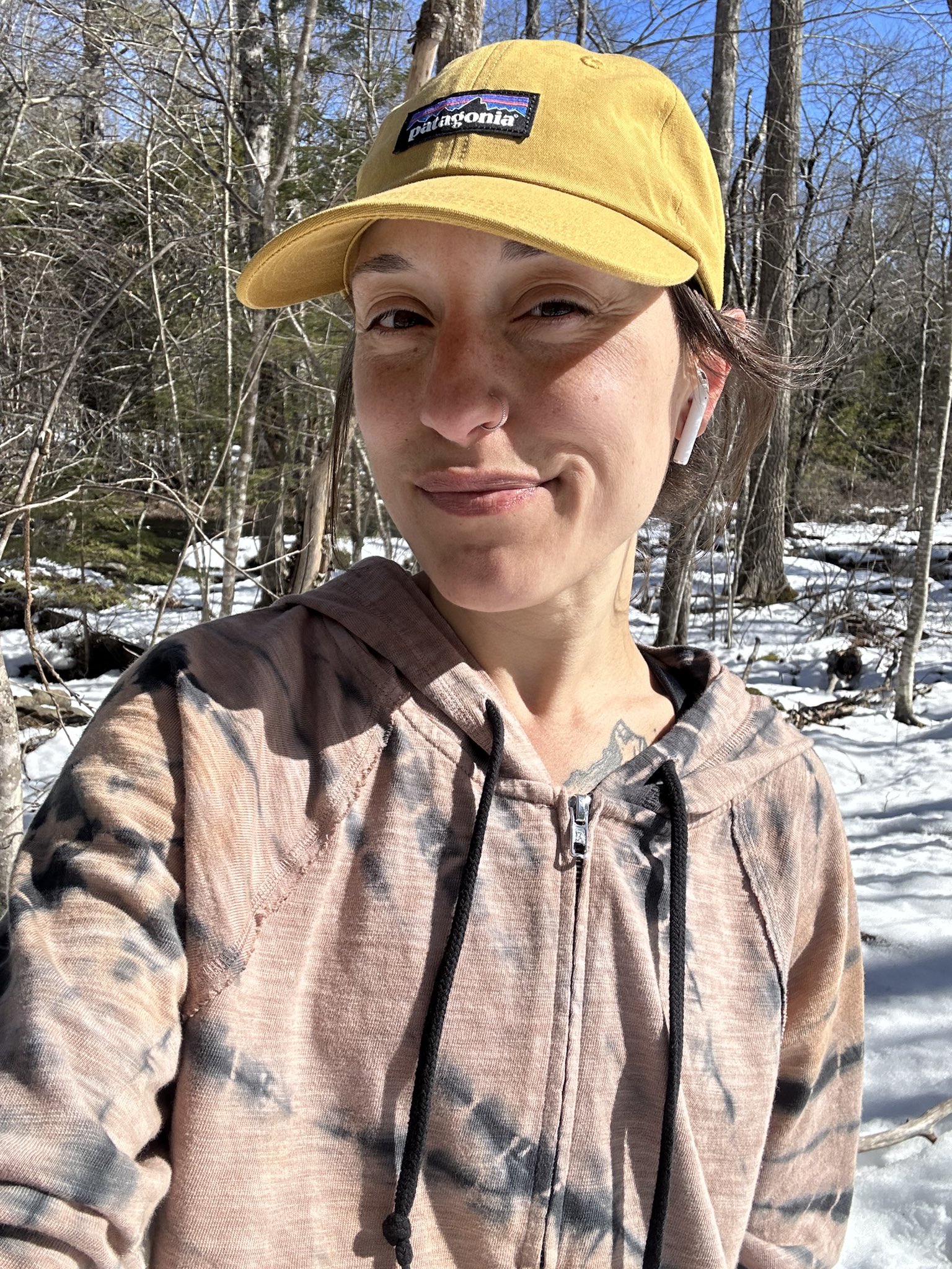 Rachel Olivia on Twitter: "Mid run selfie jamming to some Jimi Hendrix