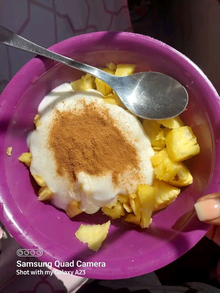 𝐓𝐬𝐡𝐞𝐩𝐡𝐨 𝐋𝐞𝐭𝐥𝐚𝐥𝐨🇬🇦™ on Twitter "Ladies normalize eating plain yoghurt