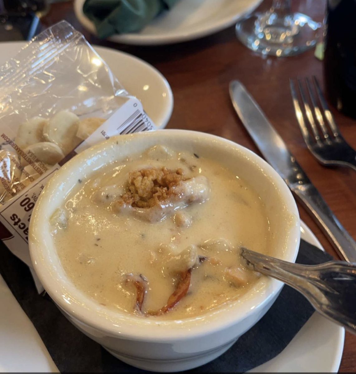 Jordyn Jagolinzer WBZ on Twitter "Warmed up with a cup of clam chowder