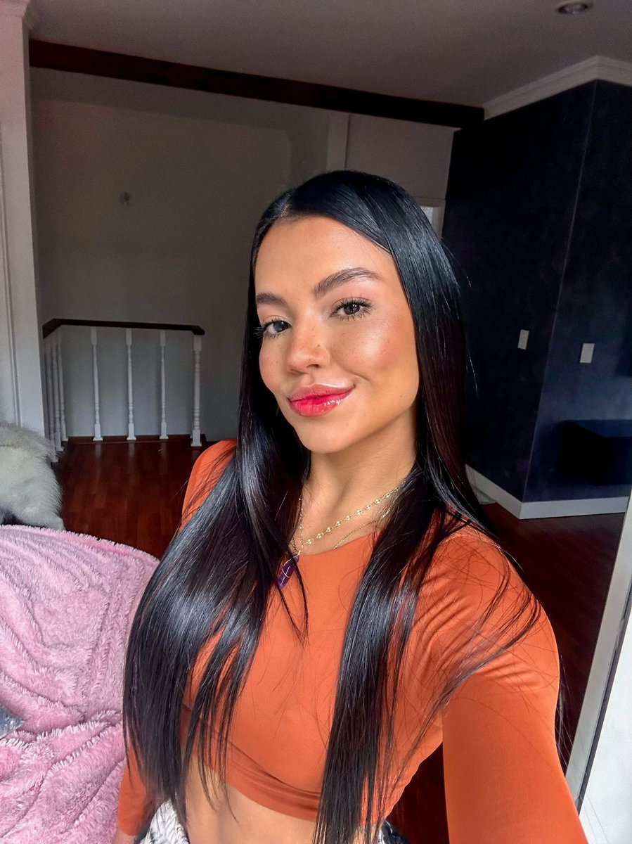 ANDREA MONTOYA ♡ on Twitter: "Bonito lunes para todo@s! 🧡"