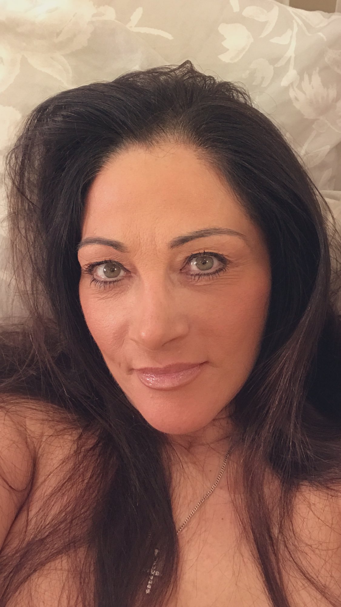 TW Pornstars - Cathy Barry. Twitter. 😘😘😘😘. 10:17 AM - 19 Apr 2023